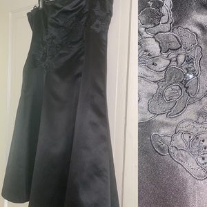 White House Black Market cocktail dress